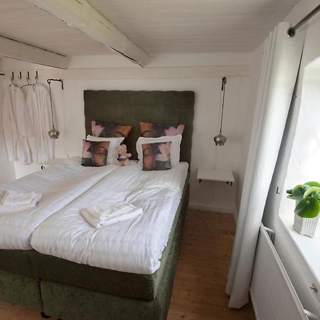 4B Oesterlen Bed & Breakfast トメリラ エクステリア 写真