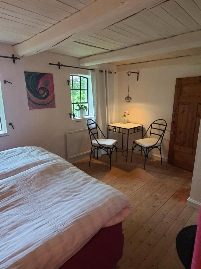 4B Oesterlen Bed & Breakfast トメリラ エクステリア 写真