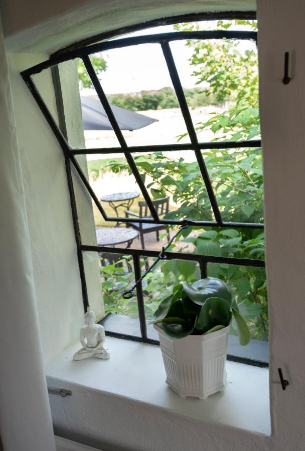 4B Oesterlen Bed & Breakfast トメリラ エクステリア 写真