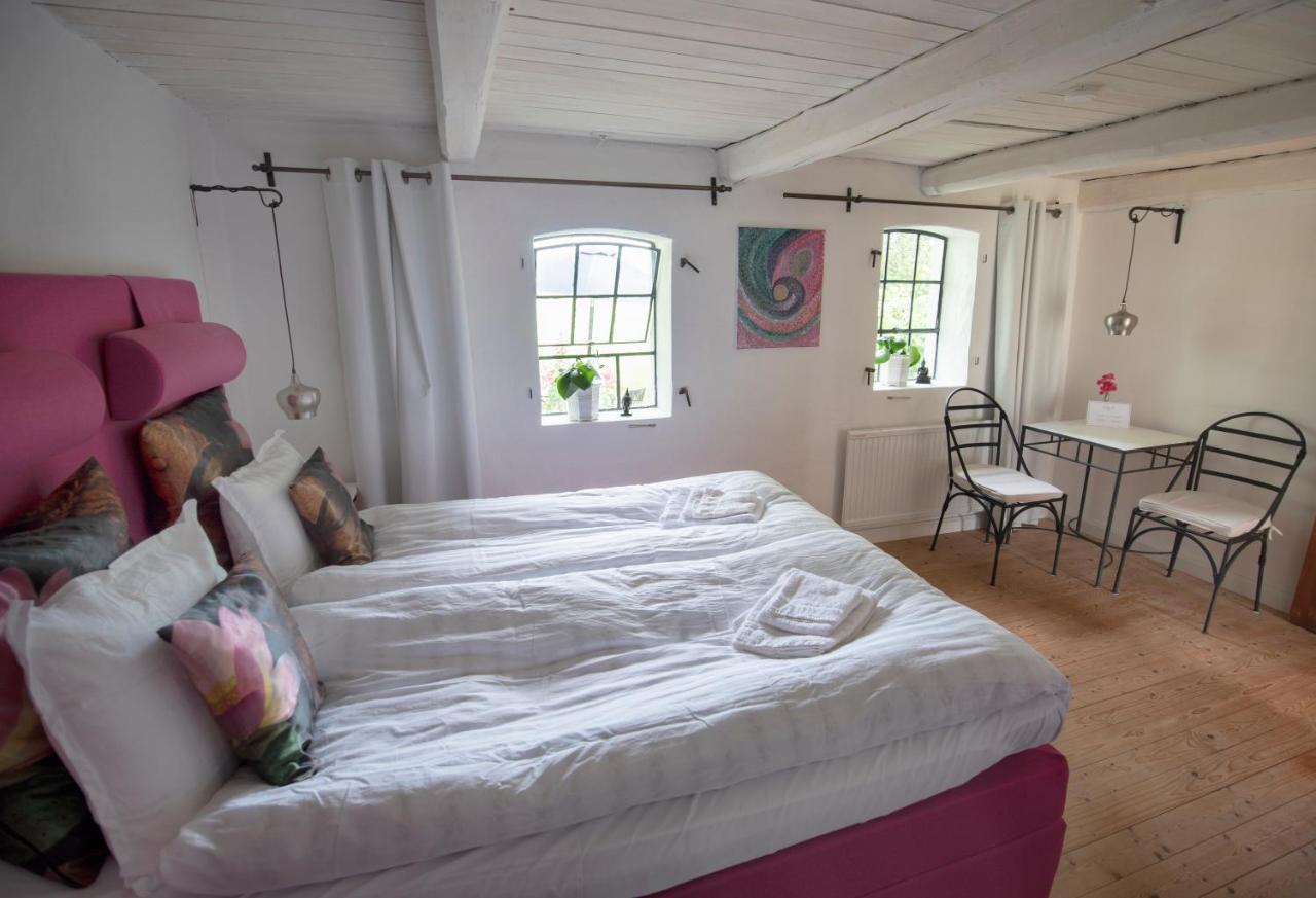 4B Oesterlen Bed & Breakfast トメリラ エクステリア 写真
