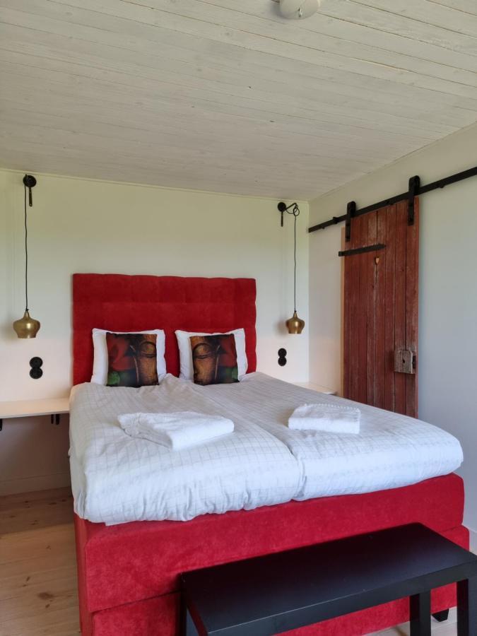 4B Oesterlen Bed & Breakfast トメリラ エクステリア 写真