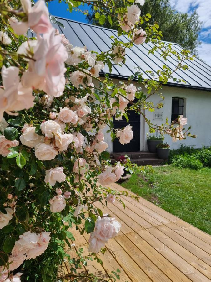 4B Oesterlen Bed & Breakfast トメリラ エクステリア 写真